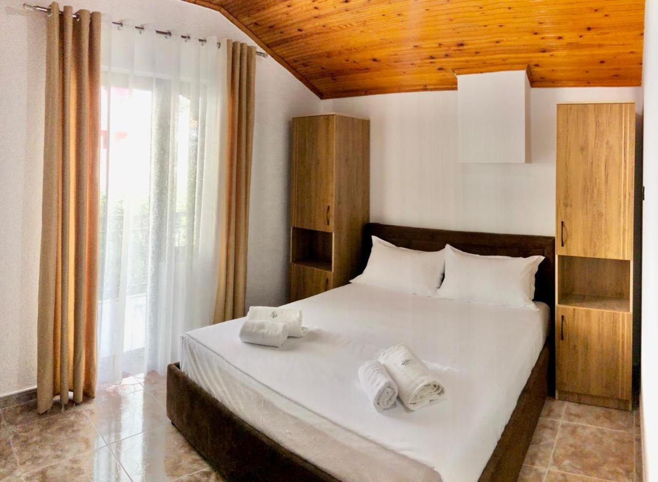 Rooms By Lion Крує Екстер'єр фото